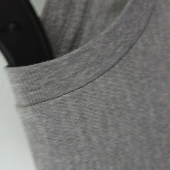 Kurzgesagt Gray Bird Graphic T-Shirt - Picture 3 of 8